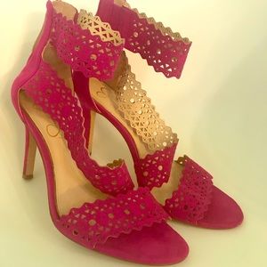 Jessica Simpson magenta heels